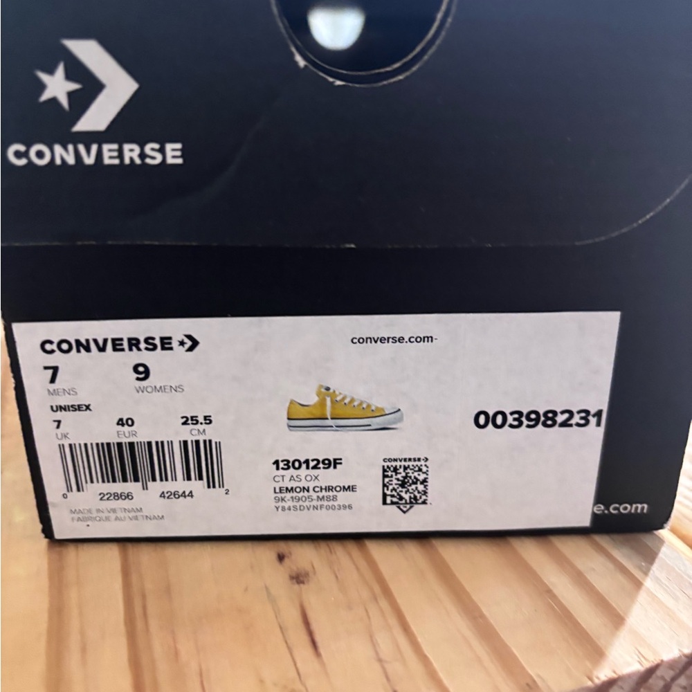 Converse Yellow and Green Crystal Pineapple Sneakers - Picture 5 of 6